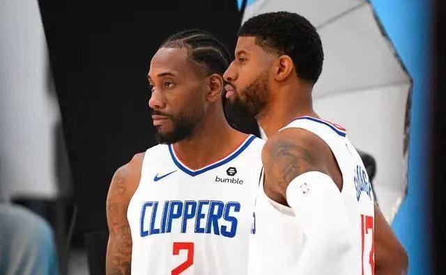  快船乔治复出首战砍下28+8+6  