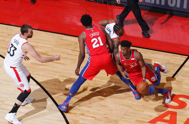  科隆德比战读秒绝杀掀翻老牌  