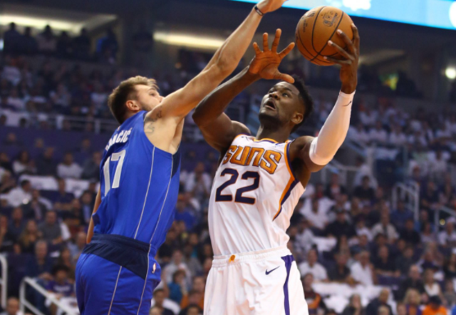  艾顿制霸篮下太阳大胜独行侠扩领先优势  